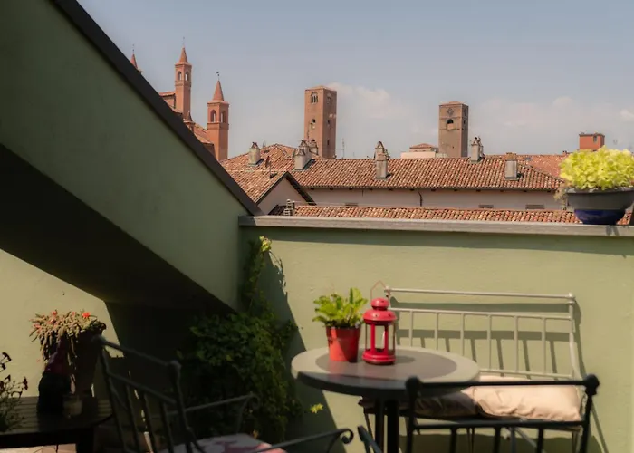 Attico Gemma, Terrazza Panoramica Nel Centro Storico Di Appartement Alba (Piedmont)